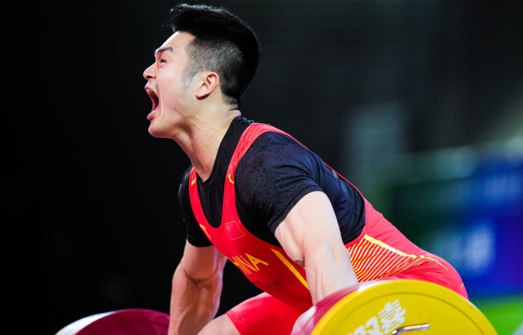 关于热烈斗志！选手们奋勇拼搏志在必得的信息